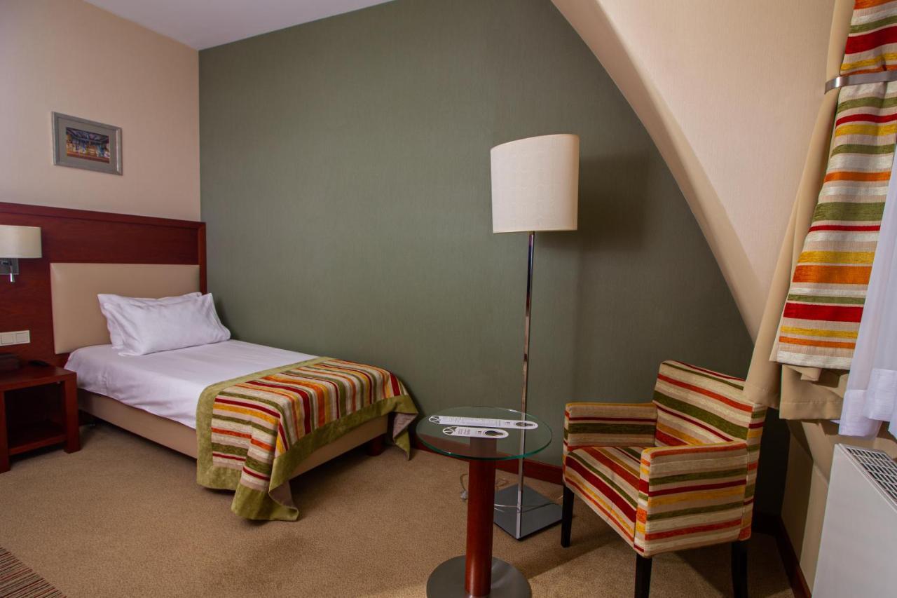 Mlyn Jacka Hotel & Spa Jaroszowice Exterior photo