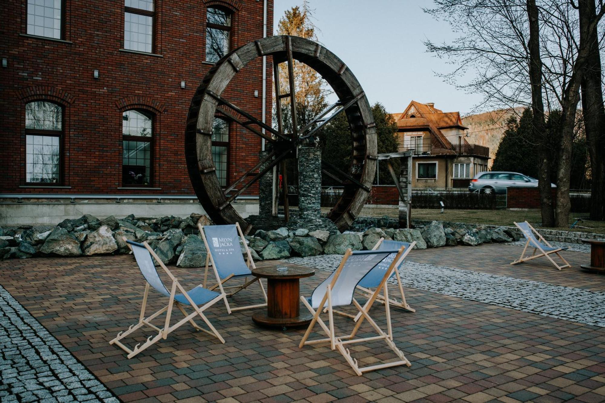 Mlyn Jacka Hotel & Spa Jaroszowice Exterior photo